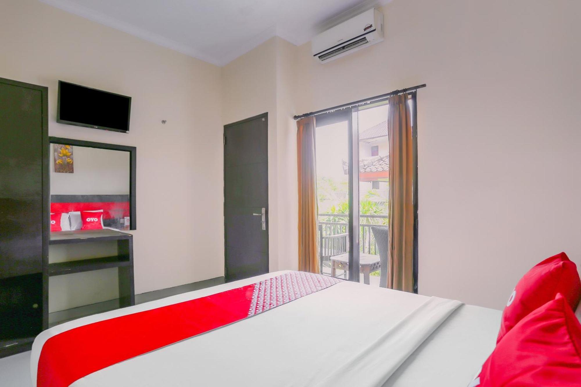 Oyo 4012 Ari Beach Inn 꾸따 외부 사진